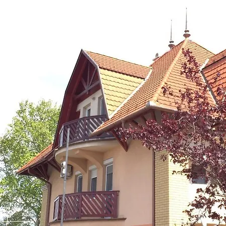 Lelle Grand Apartman Διαμέρισμα *